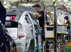 Toyota шантажирует поставщиков 
