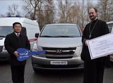 Hyundai дарит микроавтобус детскому хоспису