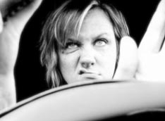 Самые агрессивные водители - женщины в малолитражках