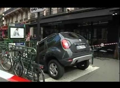 Парижские водители путают метро с парковкой