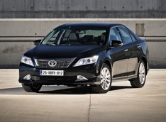 Двухлитровая Camry выезжает на прилавок 