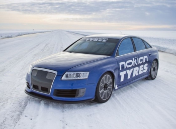 Nokian и  Audi RS6: новый рекорд скорости на льду