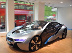 BMW открывает дилерскую сеть по продажам i-серии