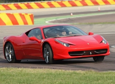 Ferrari представит свой начальный спорткар во Франкфурте