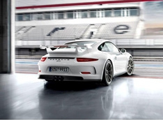 911 GT3 RS появится в следующем году