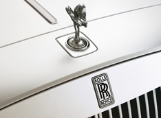Rolls-Royce действительно строит кроссовер