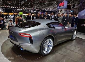 Maserati представила концепт Alfieri