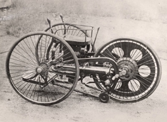 Первый в мире мотоцикл. Butler Petrol Cycle