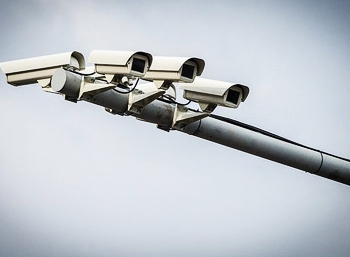 Камеры Подмосковья будут “охотиться” на злостных нарушителей