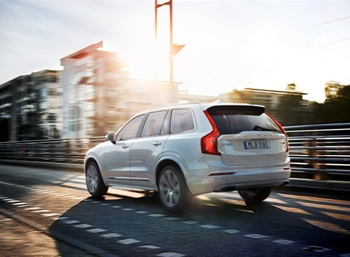 Самый дешевый Volvo XC90 обойдется в 2 830 000 рублей