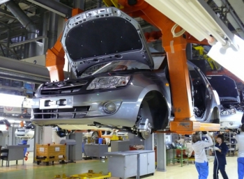 АВТОВАЗ возобновляет производство моделей Lada Kalina и Lada Granta