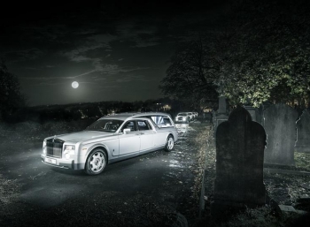 Первый в истории катафалк Rolls-Royce Phantom