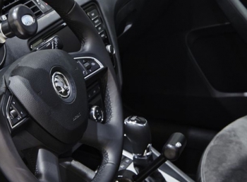 Skoda запускает в России продажи автомобилей с ручным управлением