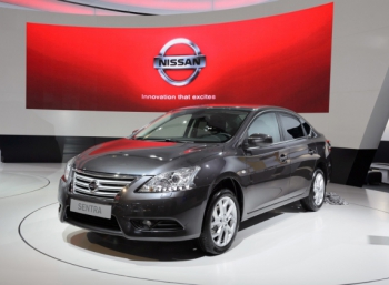 Nissan начинает продажи в России нового седана Sentra