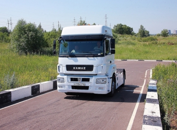 КАМАЗ разработает беспилотный грузовик