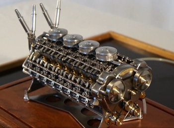 Шокирующий миниатюрный мотор W32: механическое искусство во плоти