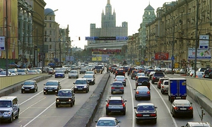 В Москве для проверки ремонта трасс закупят компактные кроссоверы