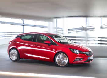 Новый Opel Astra блеснул в обширной фотогалерее