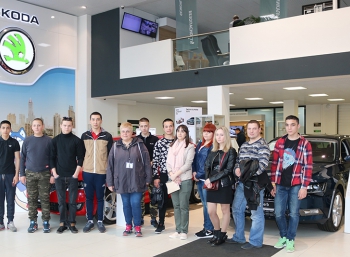 ГК Favorit Motors провела День профориентации 