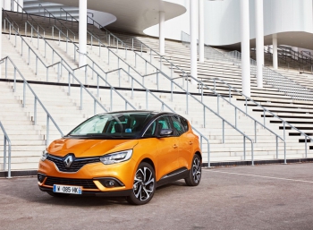 Renault поделился большой фотогалереей Scenic и Grand Scenic