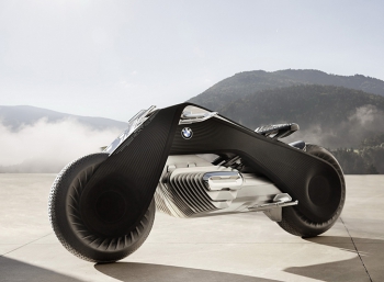 BMW показал юбилейный мотоконцепт из будущего