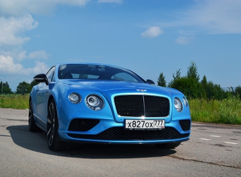 Bentley Continental GT: голубой магнит