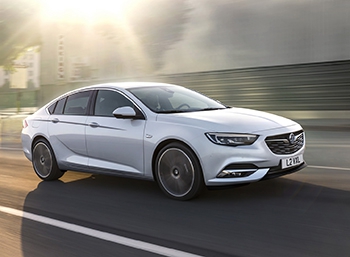 GM частично раскрыл новый Opel Insignia