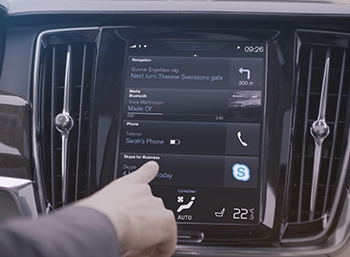 Volvo интегрировал в свои машины «Скайп»