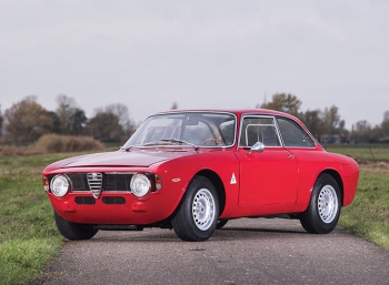 Alfa Romeo Giulia Sprint GTA 1965 года: славные дни великой итальянской марки