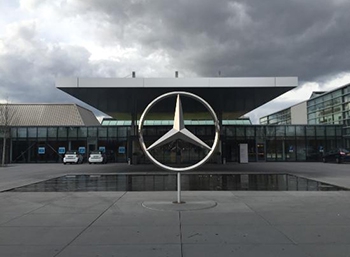 Mercedes подписал контракт о строительстве завода в Подмосковье