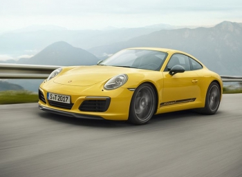 Самый легкий Porsche 911 засветился в красивом видеоролике