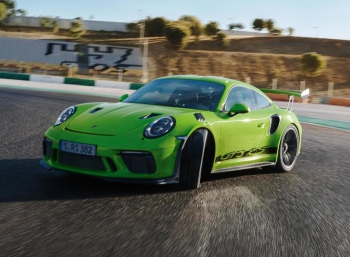 Porsche 911 GT3 RS показывает свои способности на треке