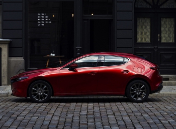 Новая Mazda3 отпраздновала дебют в Лос-Анджелесе