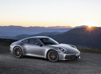 Porsche 911: новый, мощный, но по-прежнему такой знакомый