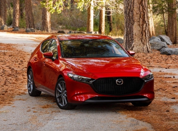 Взгляните повнимательнее на новую Mazda3