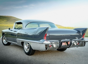 Cadillac Eldorado Brougham пришел из тех времен, когда машины были искусством