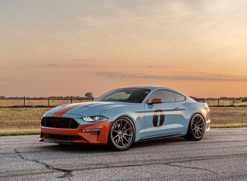 Дилер Ford представляет сверхмощный Mustang в культовой ливрее