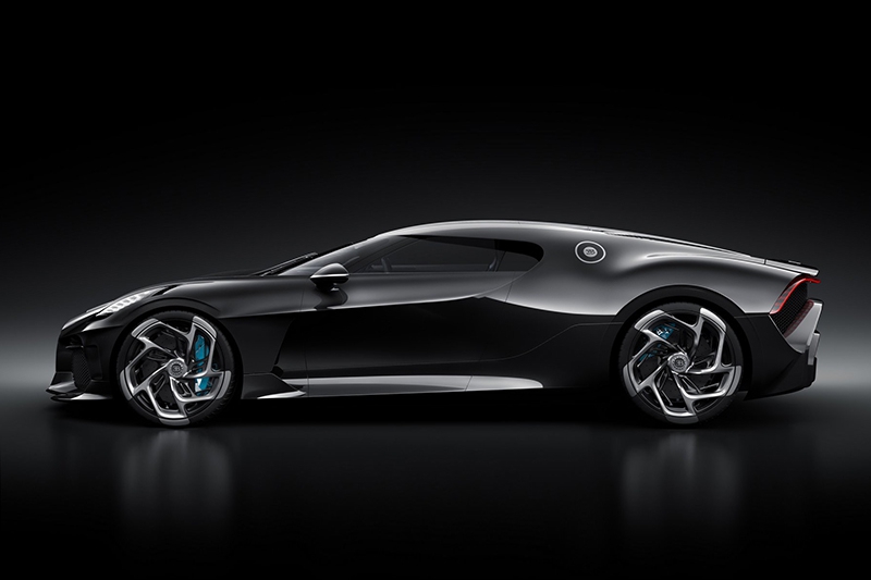 «Черный автомобиль» Bugatti La Voiture Noire полон черных секретов