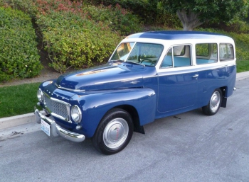 Редкий Volvo PV445 Duett продается на eBay