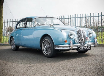 Полный жизни Jaguar Mk2 уйдет с молотка