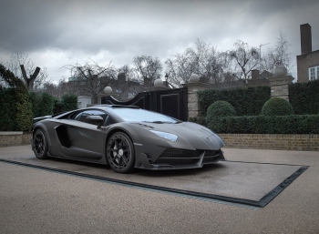 Последний проект Mansory заставляет обычный Lamborghini выглядеть пешеходом