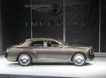 Chrysler скопировал дизайн Bentley еще до Lincoln 