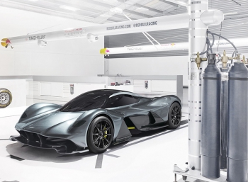 Aston Martin и Red Bull делятся своим взглядом на гиперкар
