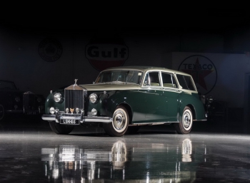 Этот Rolls-Royce Silver Cloud станет хорошей альтернативой грядущему Cullinan