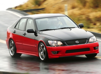 Lexus IS430: неоднозначный предшественник IS-F