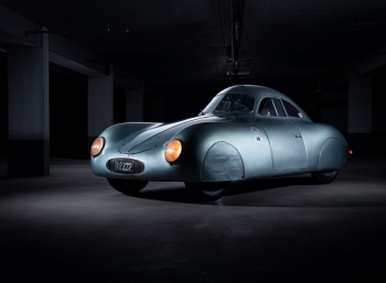 Самый старый Porsche в мире отправляется на аукцион